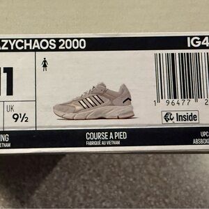 Adidas Crazy Chaos 2000 Sneakers in Cream and Blue